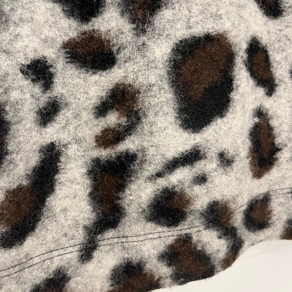 Sea Wool Animal Print Skirt - Picture 9 of 11